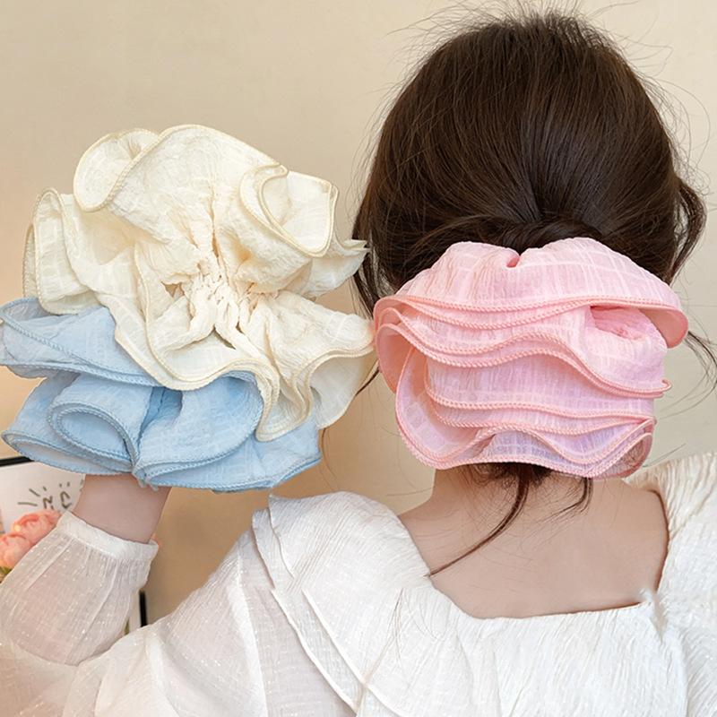 Korean fabric flower wavy pattern large intestine hair band multi-layer pleated design sense headband fashion daily versatile hair accessories
Korean fabric flower wavy pattern large intestine hair band multi-layer pleated design sense headband fashion daily versatile hair accessories