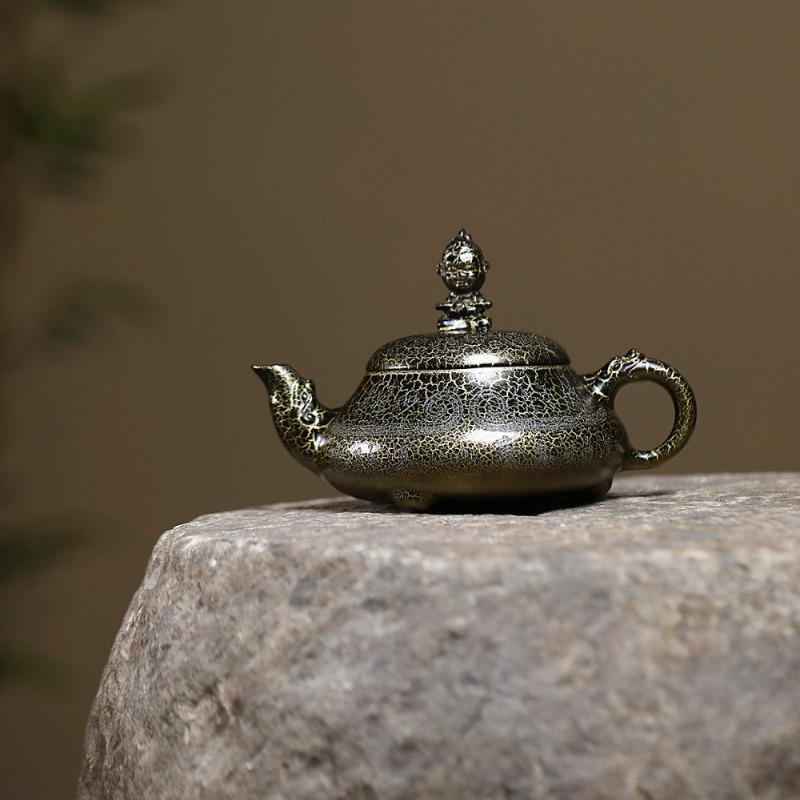 300ml Yixing Purple Clay Teapots Handmade Wukong Scoop Snakeskin Pot Raw Ore Iron Blood Red Sand Tea Maker Kettle Zisha Tea Set
300ml Yixing Purple Clay Teapots Handmade Wukong Scoop Snakeskin Pot Raw Ore Iron Blood Red Sand Tea Maker Kettle Zisha Tea Set
