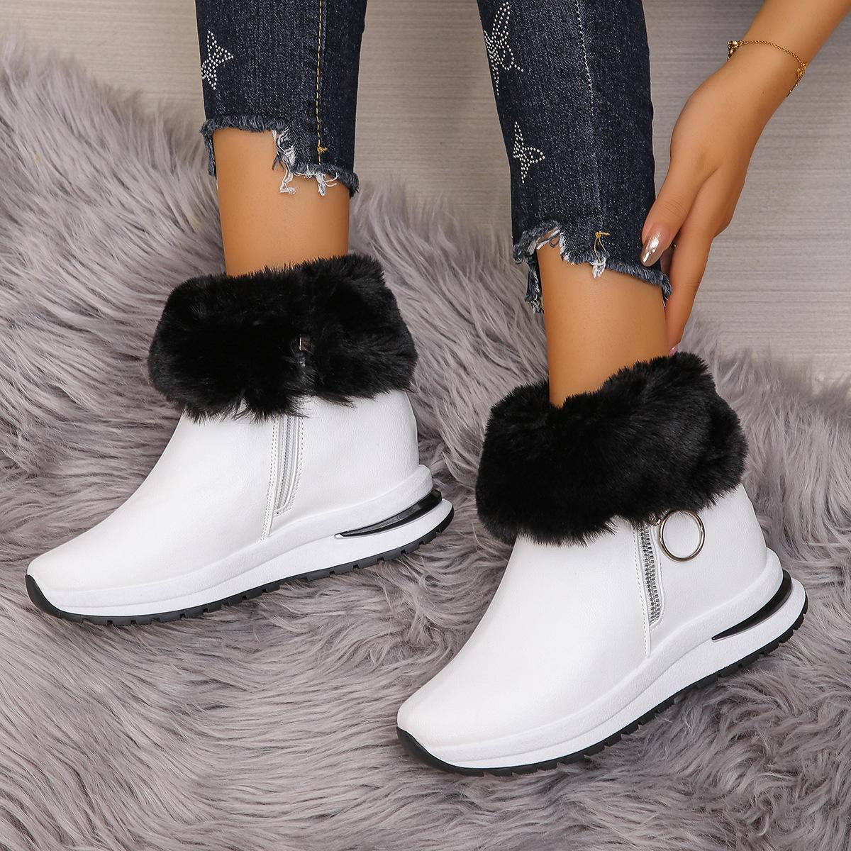 Foreign trade large size fashion short boots women s autumn and winter new temperament European and American flip round head low heel short boots 36 чёрный
Foreign trade large size fashion short boots women s autumn and winter new temperament European and American flip round head low heel short boots 36 чёрный