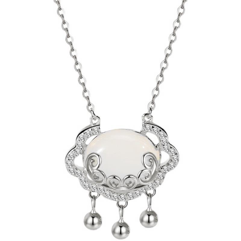 Ожерелье Lucky Cloud Ruyi Peace Lock - Женское, титановая сталь, гальваническое золото 18 карат, простая роскошная подвеска-продление жизни
Ожерелье Lucky Cloud Ruyi Peace Lock - Женское, титановая сталь, гальваническое золото 18 карат, простая роскошная подвеска-продление жизни