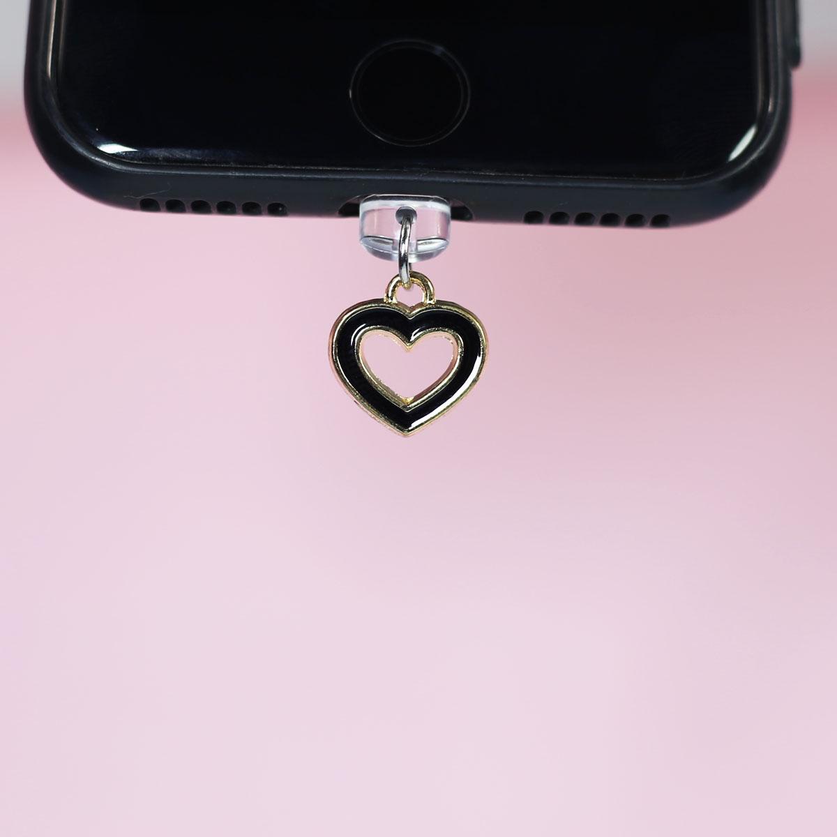 Заглушка от пыли для мобильного телефона, черная, белая, в форме сердца, для пары, кулон для мобильного телефона iPhone, аксессуары для порта Samsung Type-C
Заглушка от пыли для мобильного телефона, черная, белая, в форме сердца, для пары, кулон для мобильного телефона iPhone, аксессуары для порта Samsung Type-C