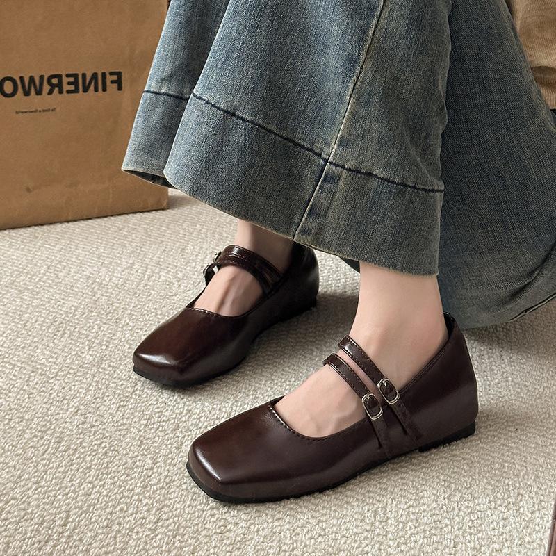 French square head shallow mouth single shoes women s 2025 new Korean version temperament fairy soft flat Mary Jane shoes 40
French square head shallow mouth single shoes women s 2025 new Korean version temperament fairy soft flat Mary Jane shoes 40