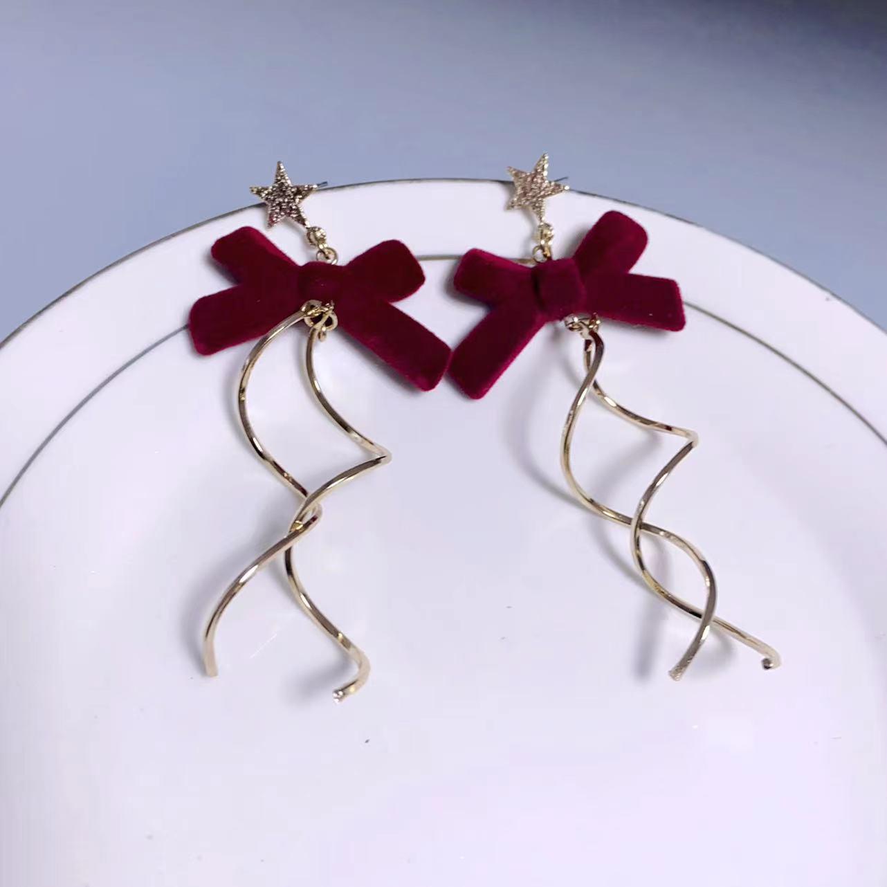 Wine Red Velvet Bow & Star Christmas Earrings for Girls
Wine Red Velvet Bow & Star Christmas Earrings for Girls