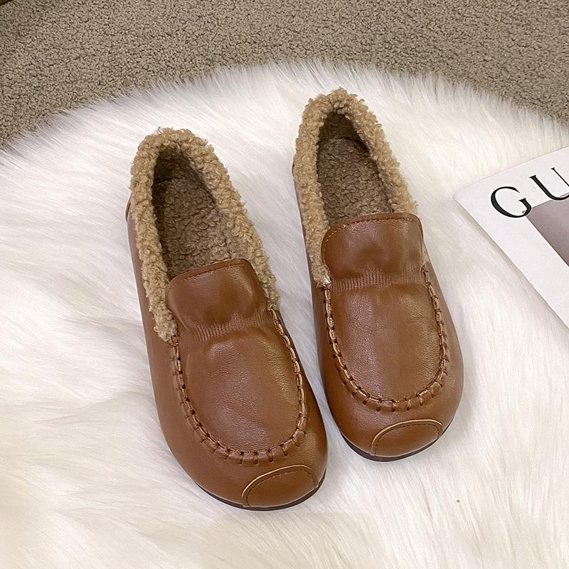 Wide fat feet piled thickened snow boots leather surface pregnant women thickened warm beanie cotton shoes 35 коричневый
Wide fat feet piled thickened snow boots leather surface pregnant women thickened warm beanie cotton shoes 35 коричневый