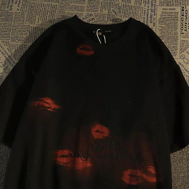 Американская Хай-стрит Чистый Хлопок Ретро Принт Губ Футболка с Коротким Рукавом Мужская и Женская Свободная Мода Большие Размеры Модный Бренд Парные Топы Black M
Американская Хай-стрит Чистый Хлопок Ретро Принт Губ Футболка с Коротким Рукавом Мужская и Женская Свободная Мода Большие Размеры Модный Бренд Парные Топы Black M