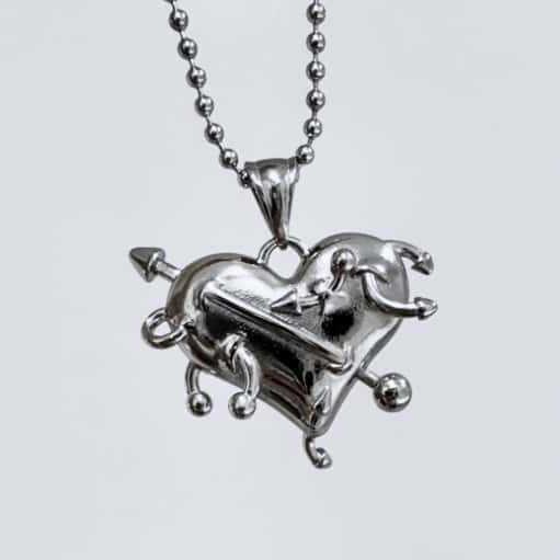 Hip Hop Punk Sliver Color Stainless Steel Arrow Piercing Heart Shape Pendant Bead Chain Necklace for Women Personality Jewelry
Hip Hop Punk Sliver Color Stainless Steel Arrow Piercing Heart Shape Pendant Bead Chain Necklace for Women Personality Jewelry