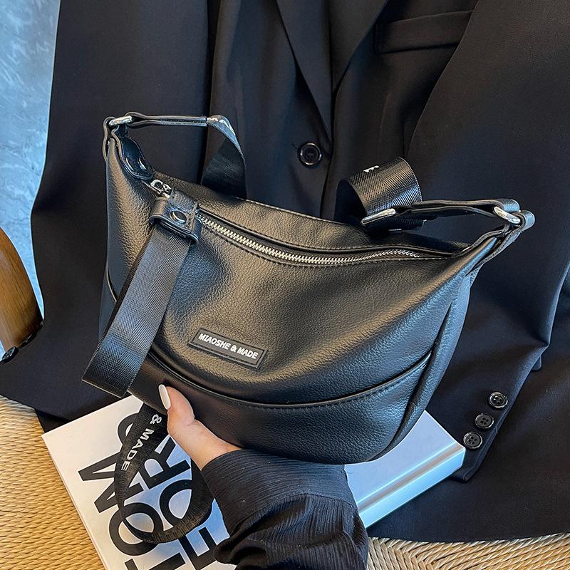 Нишевая дизайнерская сумка женская сумка 2024 новая высококлассная универсальная сумка-мессенджер взрыв интернет-знаменитости супер горячая нагрудная сумка поясная сумка no specification чёрный
Нишевая дизайнерская сумка женская сумка 2024 новая высококлассная универсальная сумка-мессенджер взрыв интернет-знаменитости супер горячая нагрудная сумка поясная сумка no specification чёрный