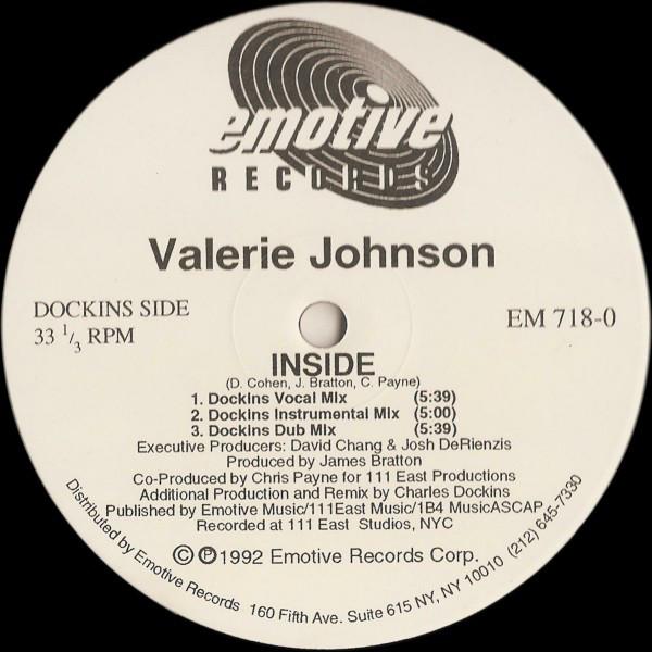 12-дюймовая пластинка ВАЛЕРИ ДЖОНСОН - Inside EM7180 Emotive Records 1992 США Танцевальная и Электронная Б/У
12-дюймовая пластинка ВАЛЕРИ ДЖОНСОН - Inside EM7180 Emotive Records 1992 США Танцевальная и Электронная Б/У