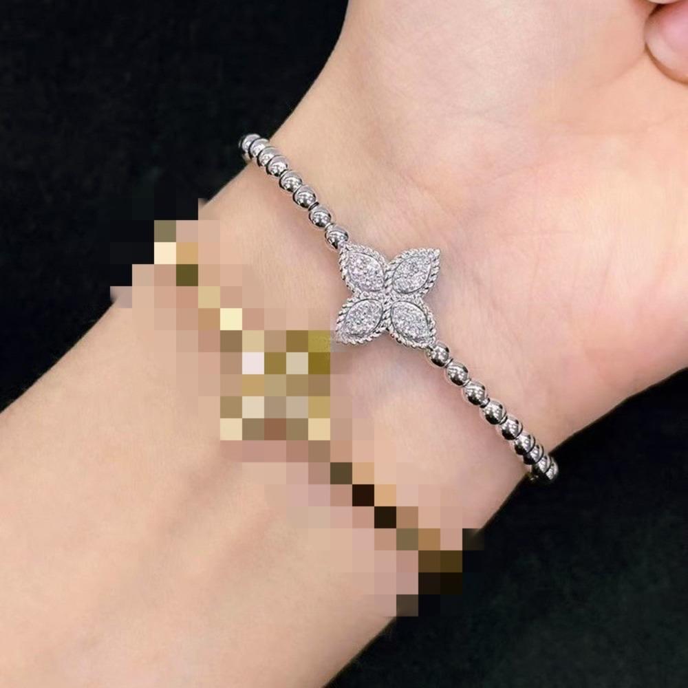 Vintage Morgan Flower Elastic Double Sided Flip Bracelet Brushed Diamond Clover Bangle for Women
Vintage Morgan Flower Elastic Double Sided Flip Bracelet Brushed Diamond Clover Bangle for Women