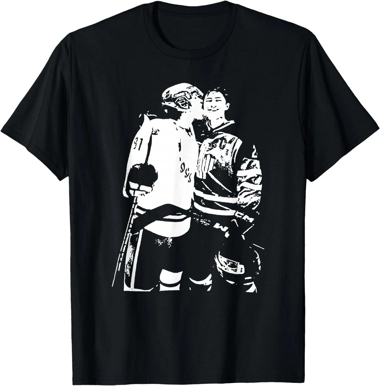Ilya Rozanov Shane Hollander Hockey Love Pride Monochrome 100% Cotton T-shirt Mens Tees Top XL
Ilya Rozanov Shane Hollander Hockey Love Pride Monochrome 100% Cotton T-shirt Mens Tees Top XL