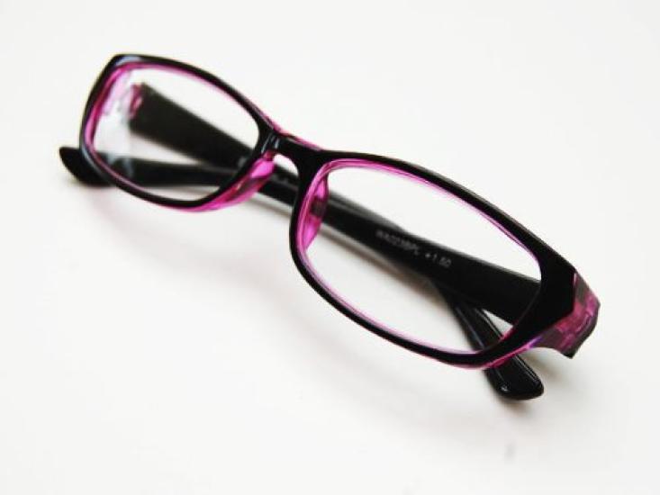Dulton Bonox Series Reading Glasses Black/Purple 3.0 WA023BPL/3
Dulton Bonox Series Reading Glasses Black/Purple 3.0 WA023BPL/3