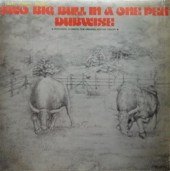 LP Record KING TUBBY - Two Big Bull In A One Pen Dubwise NONE Firehouse 1986 Jamaica Reggae, Ska & Dub Used
LP Record KING TUBBY - Two Big Bull In A One Pen Dubwise NONE Firehouse 1986 Jamaica Reggae, Ska & Dub Used