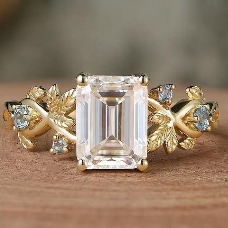 European and American new fashionable square zircon inlaid luxury personalized women s ring 7&Gold-color белый
European and American new fashionable square zircon inlaid luxury personalized women s ring 7&Gold-color белый