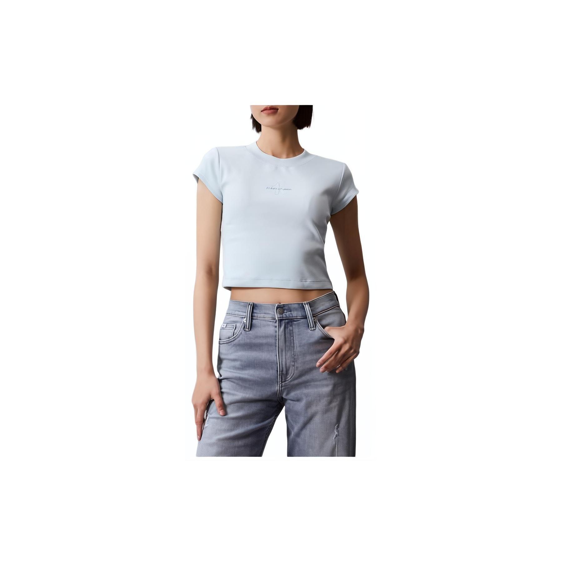 Calvin Klein Jeans SS24 Loose Solid Color Letter Logo Print Short Sleeve Regular T-Shirt Women Tops Sky-Blue J221171-CYR XS
Calvin Klein Jeans SS24 Loose Solid Color Letter Logo Print Short Sleeve Regular T-Shirt Women Tops Sky-Blue J221171-CYR XS