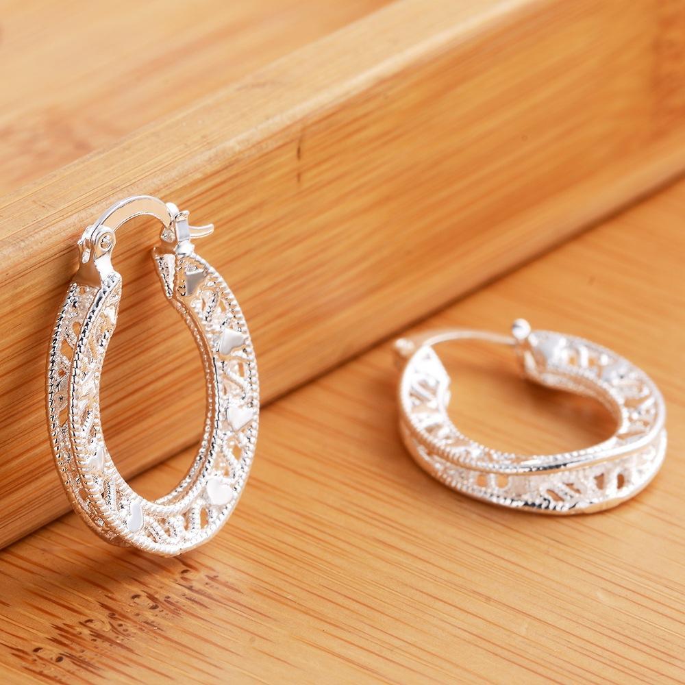 Elliptical Fish Ripple Hoop Earring for women Small Circular Fashion Silver Plated Earring New Supplies Earrings High Quality
Elliptical Fish Ripple Hoop Earring for women Small Circular Fashion Silver Plated Earring New Supplies Earrings High Quality