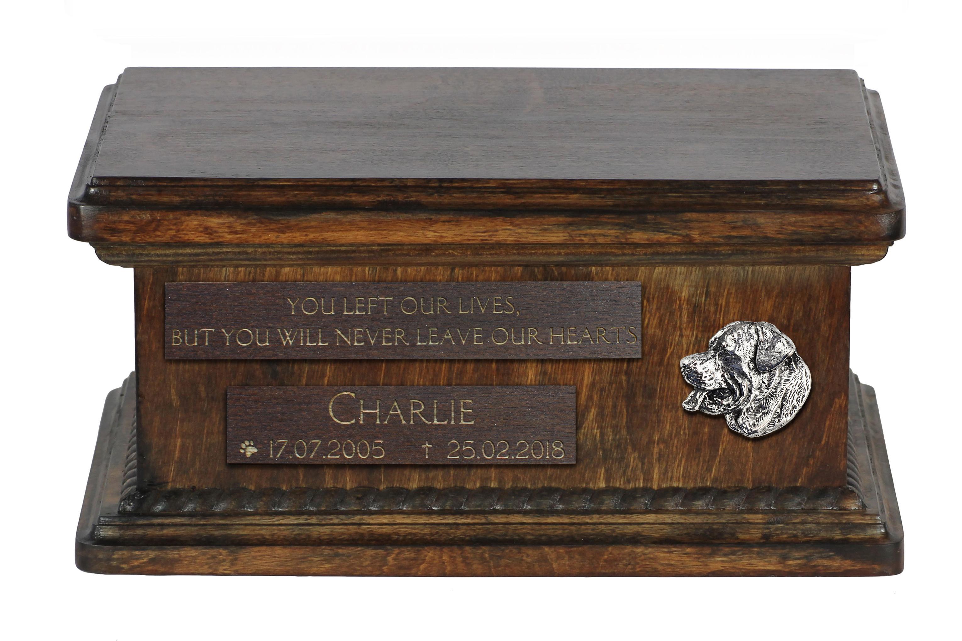 Rottweiler, Rott, Rottie III - wooden urn for dog ashes, personalized urn with engraving, small urn for dog ashes from the Art-Dog brand коричневий
Rottweiler, Rott, Rottie III - wooden urn for dog ashes, personalized urn with engraving, small urn for dog ashes from the Art-Dog brand коричневий