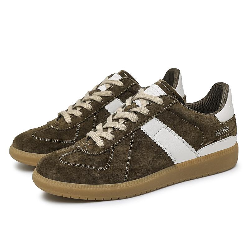 Stirrrup tooling retro three-color low-top flat baseplate shoes classic niche trend men s shoes versatile casual shoes 44 коричневий
Stirrrup tooling retro three-color low-top flat baseplate shoes classic niche trend men s shoes versatile casual shoes 44 коричневий