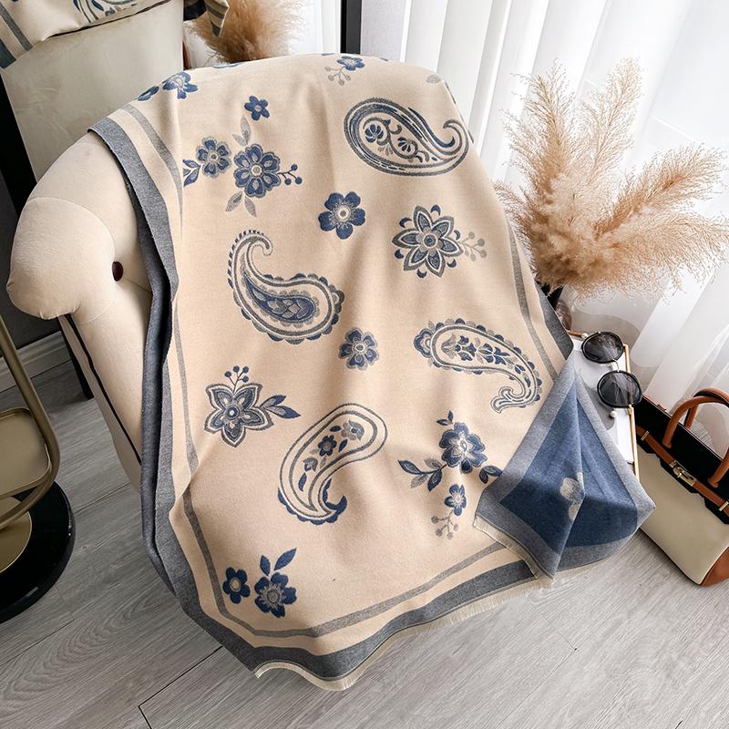 New Paisley Flowers Scarf For Women Warmer Winter Pashmina Print Scarves Shawls Female Thick Blanket Wraps Foulard
New Paisley Flowers Scarf For Women Warmer Winter Pashmina Print Scarves Shawls Female Thick Blanket Wraps Foulard