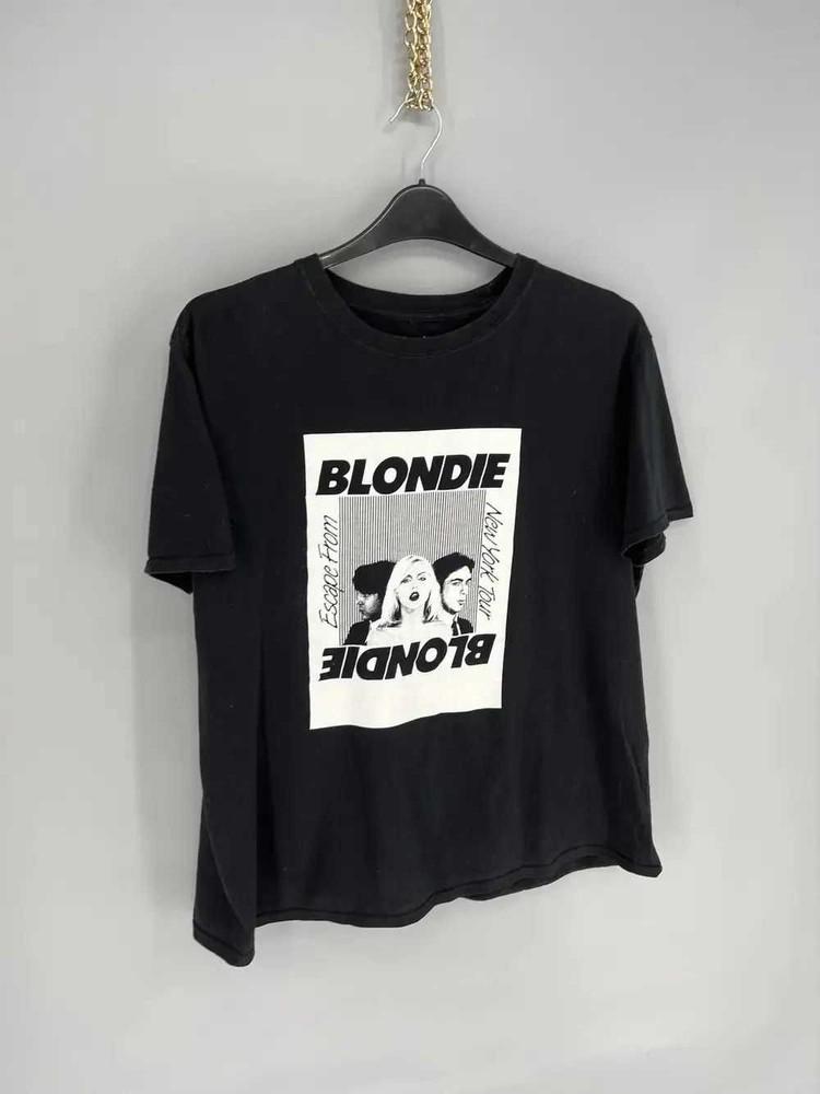 2019 Blondie New York Tour black Tshirt short sleeve All sizes S5XL E132 Unisex T-Shirt XL
2019 Blondie New York Tour black Tshirt short sleeve All sizes S5XL E132 Unisex T-Shirt XL