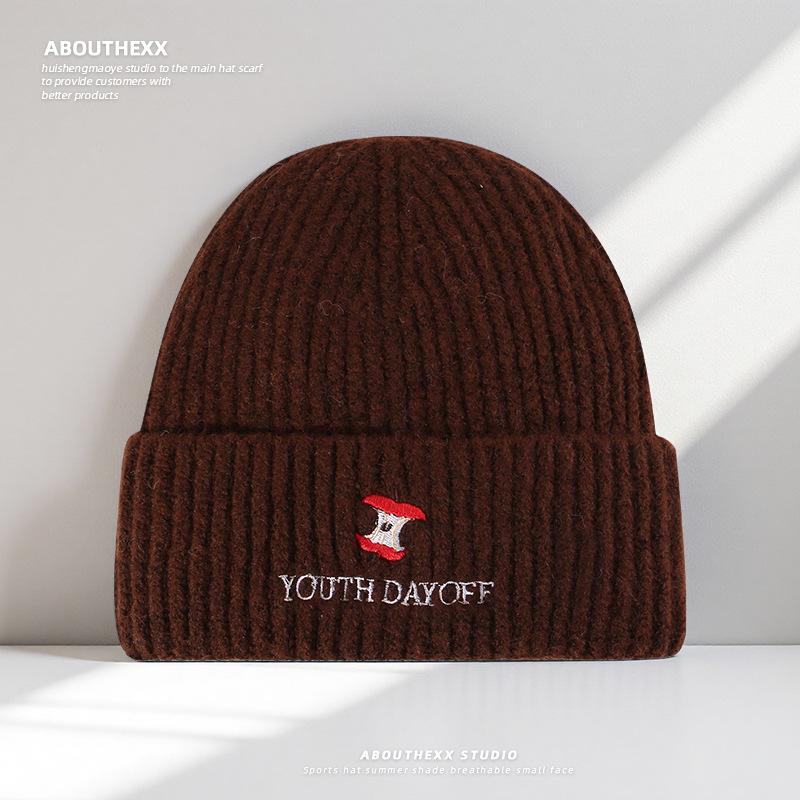 Осенне-зимние теплые шапки для женщин, вязаные шапки с вышивкой фруктов, уличные ветрозащитные шапки для велоспорта, шапки-пуловеры, подчеркивающие лицо, маленькие холодные шапки для мужчин M(56-58cm)
Осенне-зимние теплые шапки для женщин, вязаные шапки с вышивкой фруктов, уличные ветрозащитные шапки для велоспорта, шапки-пуловеры, подчеркивающие лицо, маленькие холодные шапки для мужчин M(56-58cm)