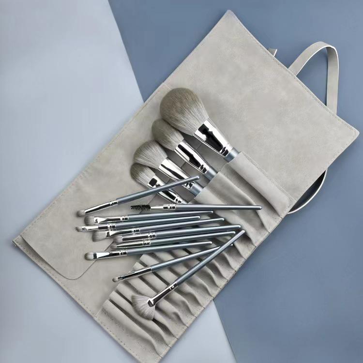 14-Piece First Encounter Makeup Brush Set: Super Soft Beginner-Friendly Beauty Tools for Powder, Eyeshadow, and Blush
14-Piece First Encounter Makeup Brush Set: Super Soft Beginner-Friendly Beauty Tools for Powder, Eyeshadow, and Blush