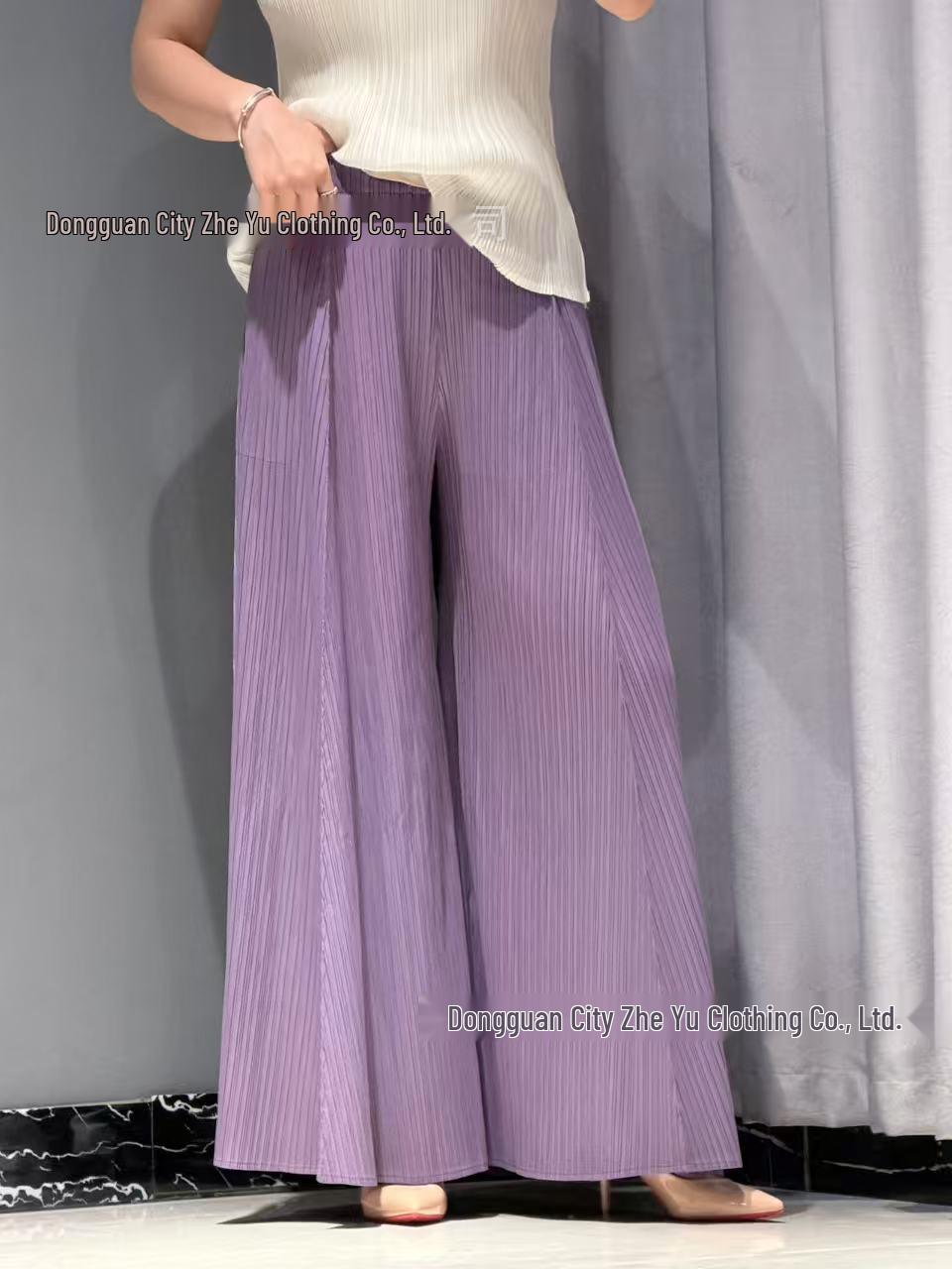 Miyake-Inspired Versatile Pleated Wide-Leg Pants One Size
Miyake-Inspired Versatile Pleated Wide-Leg Pants One Size