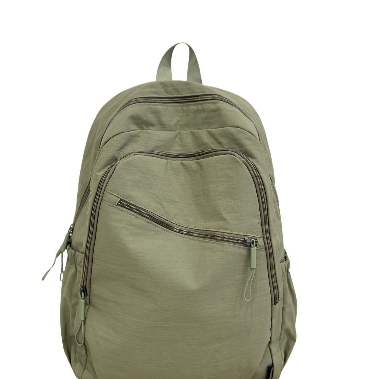 Lightweight Outdoor Backpack Men s and Women s Leisure Large Capacity College Student School Bag Simple and Ultra Light зелений
Lightweight Outdoor Backpack Men s and Women s Leisure Large Capacity College Student School Bag Simple and Ultra Light зелений