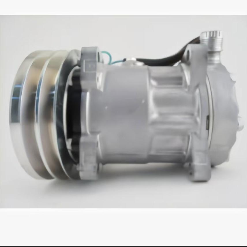 The 7H15 compressor fits SANDEN models 4311, 5704, 5755, 9023, and 4409. Iron
The 7H15 compressor fits SANDEN models 4311, 5704, 5755, 9023, and 4409. Iron