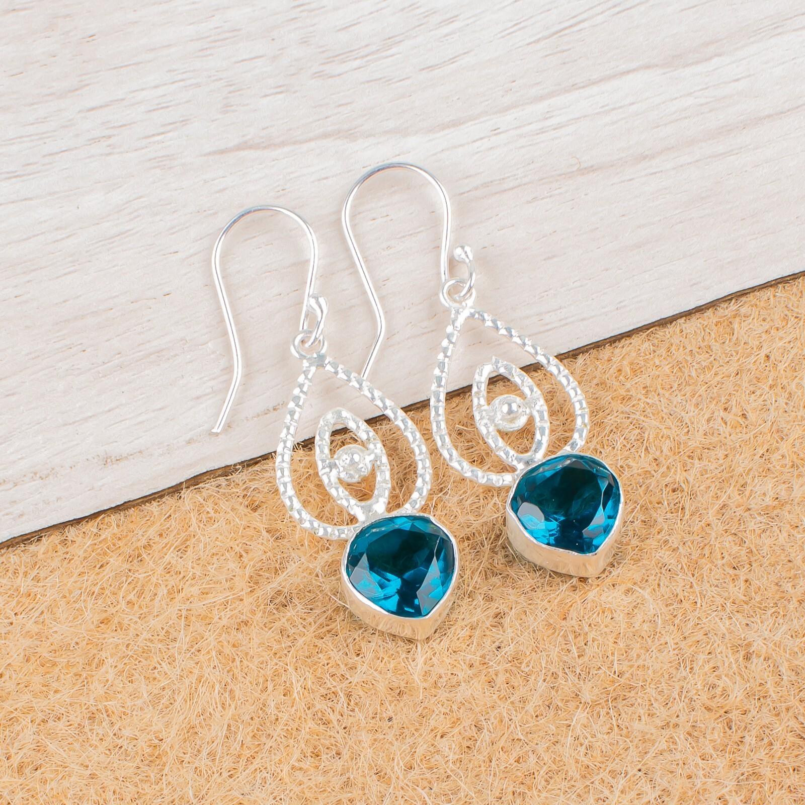 Apatite Gemstone 925 Sterling Silver Jewelry Drop/Dangle Handmade Earrings 2.00 EE-32-12
Apatite Gemstone 925 Sterling Silver Jewelry Drop/Dangle Handmade Earrings 2.00 EE-32-12