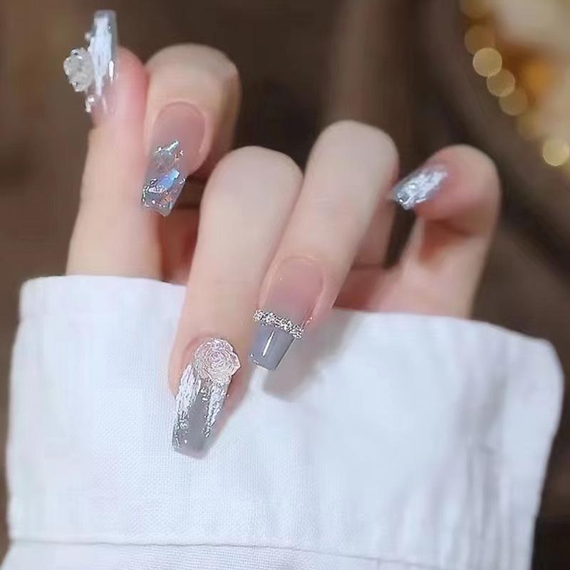 Gradient Blue-Gray Camellia Nail Tips & Stickers: Light Luxury Wearable False Nails Glue Type
Gradient Blue-Gray Camellia Nail Tips & Stickers: Light Luxury Wearable False Nails Glue Type