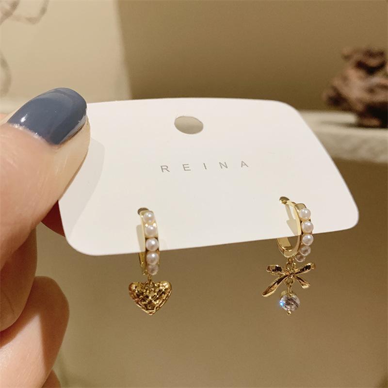 Design Sense Love Earrings Women S Early Spring Premium Bow Diamond Year Tide Ear Buckle Earrings
Design Sense Love Earrings Women S Early Spring Premium Bow Diamond Year Tide Ear Buckle Earrings