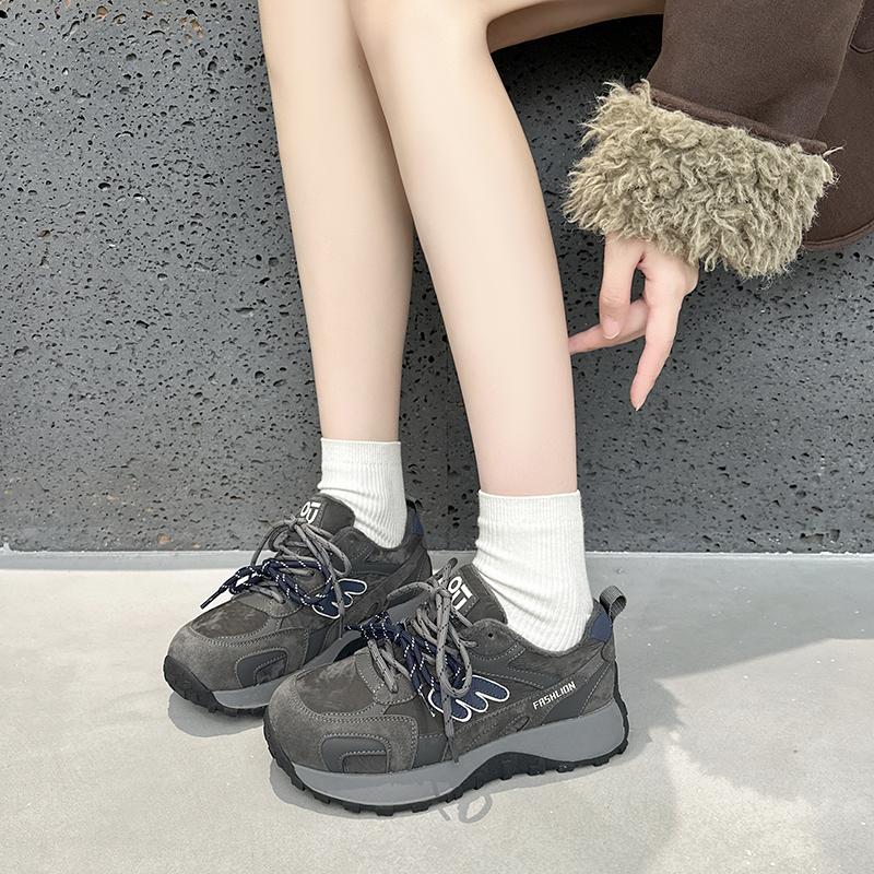 Shoes women s leather velvet retro shoes winter new versatile and thin comfortable warm sports shoes 40
Shoes women s leather velvet retro shoes winter new versatile and thin comfortable warm sports shoes 40