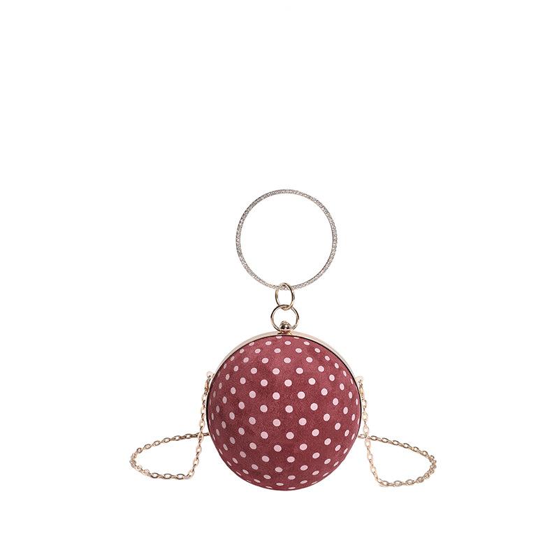 Fashionable and Niche Round Ball Ladies Lipstick Key Case Contrasting Color Single-shoulder Crossbody Bag
Fashionable and Niche Round Ball Ladies Lipstick Key Case Contrasting Color Single-shoulder Crossbody Bag