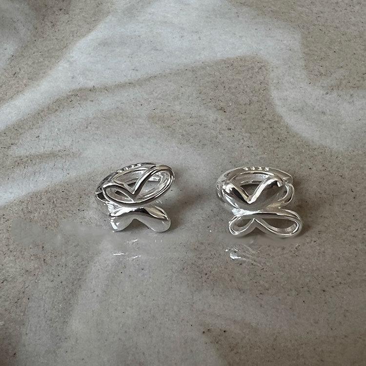 Super Exquisite Butterfly Ear Buckles Simple and Everyday Versatile Temperament
Super Exquisite Butterfly Ear Buckles Simple and Everyday Versatile Temperament