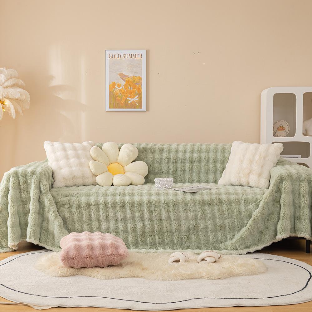 Plush Sofa Towel Winter Thickened Cushion Non-Slip Sofa Cover Soft Warm Cozy Home Decor 180*130
Plush Sofa Towel Winter Thickened Cushion Non-Slip Sofa Cover Soft Warm Cozy Home Decor 180*130