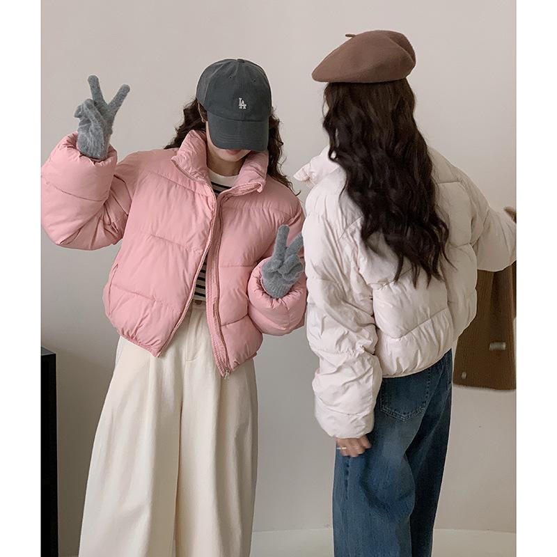 Kendou style bread clothes women s thickened stand-up collar jacket short clothes autumn and winter new loose coats S чорний
Kendou style bread clothes women s thickened stand-up collar jacket short clothes autumn and winter new loose coats S чорний