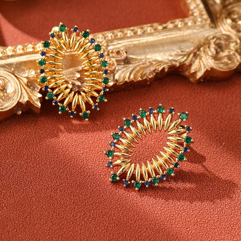 SUYU Циркон Новые круглые серьги с инкрустацией разноцветным цирконом, женские винтажные серьги, легкая роскошь, преувеличенные серьги золотистый
SUYU Циркон Новые круглые серьги с инкрустацией разноцветным цирконом, женские винтажные серьги, легкая роскошь, преувеличенные серьги золотистый