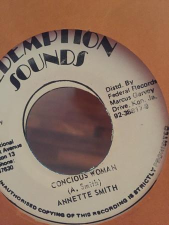 7inch Record BARBARA SMITH Concious Woman NONE Redemption Soun Jamaica Reggae Ska Dub Used
7inch Record BARBARA SMITH Concious Woman NONE Redemption Soun Jamaica Reggae Ska Dub Used