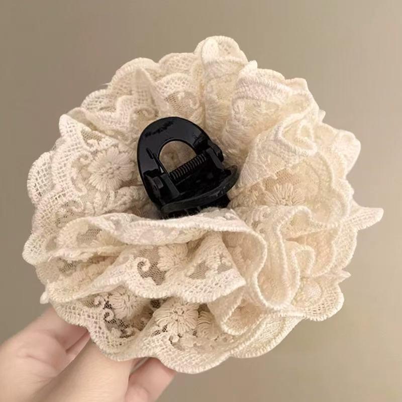 Lace Hair Claw Clip Women Girl Flower Hair Claws Chic Barrettes Claw Hairpins Hair Accessories Women Ponytail Holder бежевый
Lace Hair Claw Clip Women Girl Flower Hair Claws Chic Barrettes Claw Hairpins Hair Accessories Women Ponytail Holder бежевый