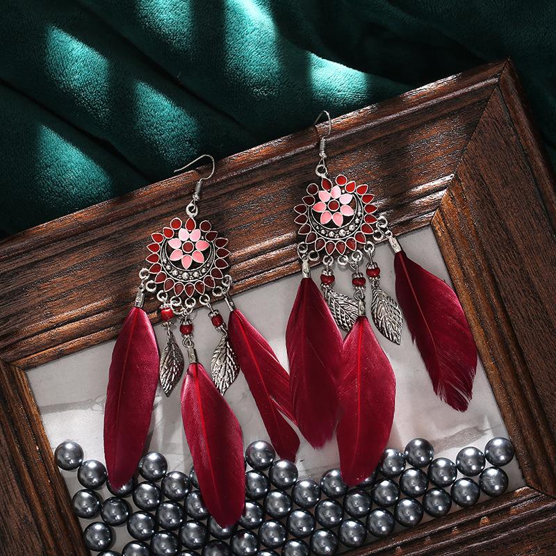 Bohemian Vintage Flower Hollow Geometric Feather Long Earrrings For Women Boho Handmade Bead Leaf Tassel Wedding Zircon Earings вино красного
Bohemian Vintage Flower Hollow Geometric Feather Long Earrrings For Women Boho Handmade Bead Leaf Tassel Wedding Zircon Earings вино красного