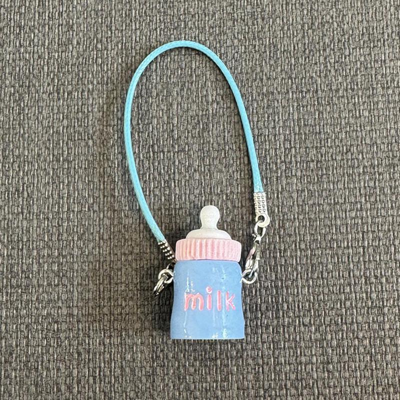 Креативные миниатюрные подвески в виде чашки для воды, украшения на шею куклы, симпатичные мини-бутылки для молока, плюшевые аксессуары для кукол
Креативные миниатюрные подвески в виде чашки для воды, украшения на шею куклы, симпатичные мини-бутылки для молока, плюшевые аксессуары для кукол