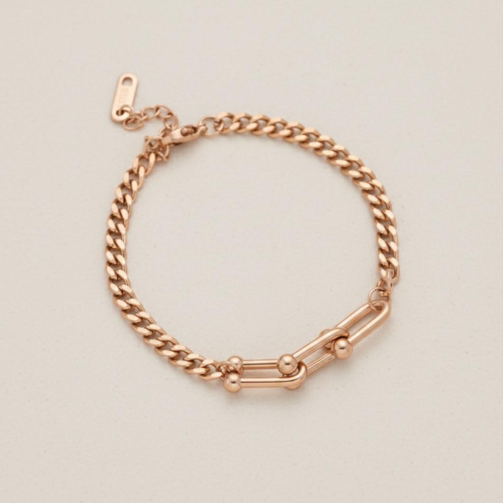 Vintage Adjustable Hip Hop Cuban Chain Bracelet for Women Men Gold Lock Hasp Handmade Jewelry Gift Party Fashion Accessories рожевий колір золота
Vintage Adjustable Hip Hop Cuban Chain Bracelet for Women Men Gold Lock Hasp Handmade Jewelry Gift Party Fashion Accessories рожевий колір золота