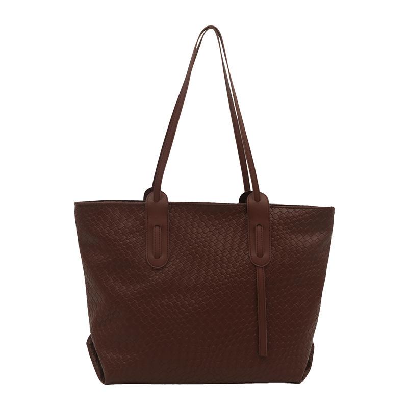 Premium sense retro tote bag women s 2025 new bag autumn popular shoulder bag large capacity commuter bag темно-коричневого
Premium sense retro tote bag women s 2025 new bag autumn popular shoulder bag large capacity commuter bag темно-коричневого