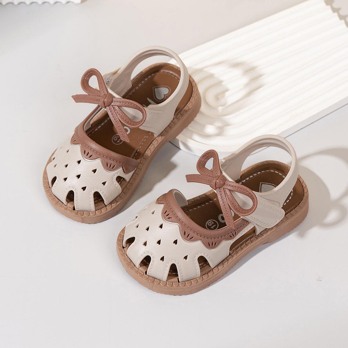 Summer Girls Flat Sandals Hollow-out Fashionable Non-Slip Children Beach Sandals Comfortable Causal Kids Toddlers Sandals 25
Summer Girls Flat Sandals Hollow-out Fashionable Non-Slip Children Beach Sandals Comfortable Causal Kids Toddlers Sandals 25