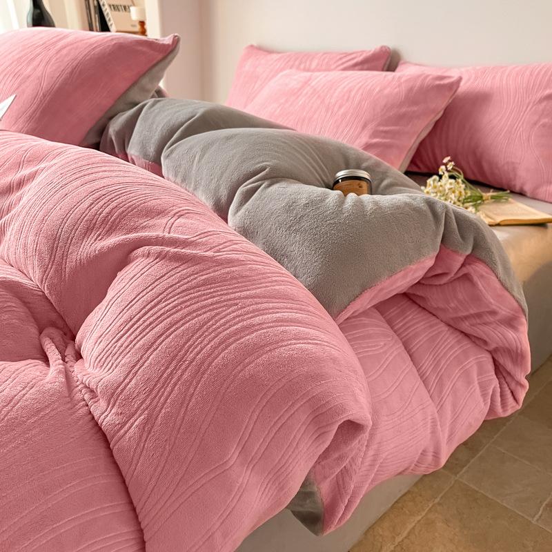 Winter fleece solid color comfortable four-piece set milk fleece carved quilt cover bedding thickened warming kit 1.5m sheet 4pcs
Winter fleece solid color comfortable four-piece set milk fleece carved quilt cover bedding thickened warming kit 1.5m sheet 4pcs