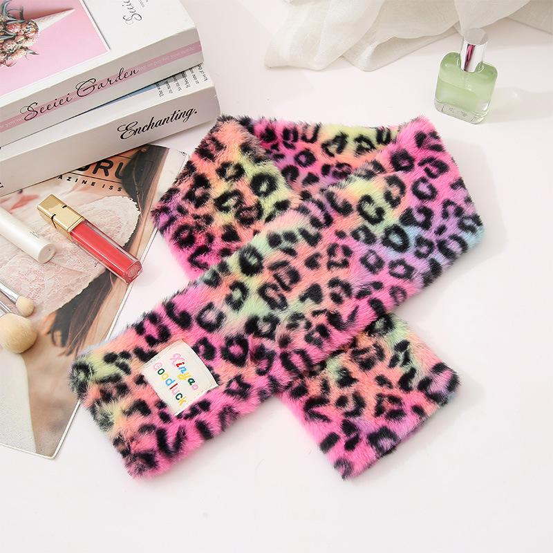 Women Autumn and Winter plush makeup Bag large-capacity storage bag Leopard Print hand-held cosmetic bag
Women Autumn and Winter plush makeup Bag large-capacity storage bag Leopard Print hand-held cosmetic bag