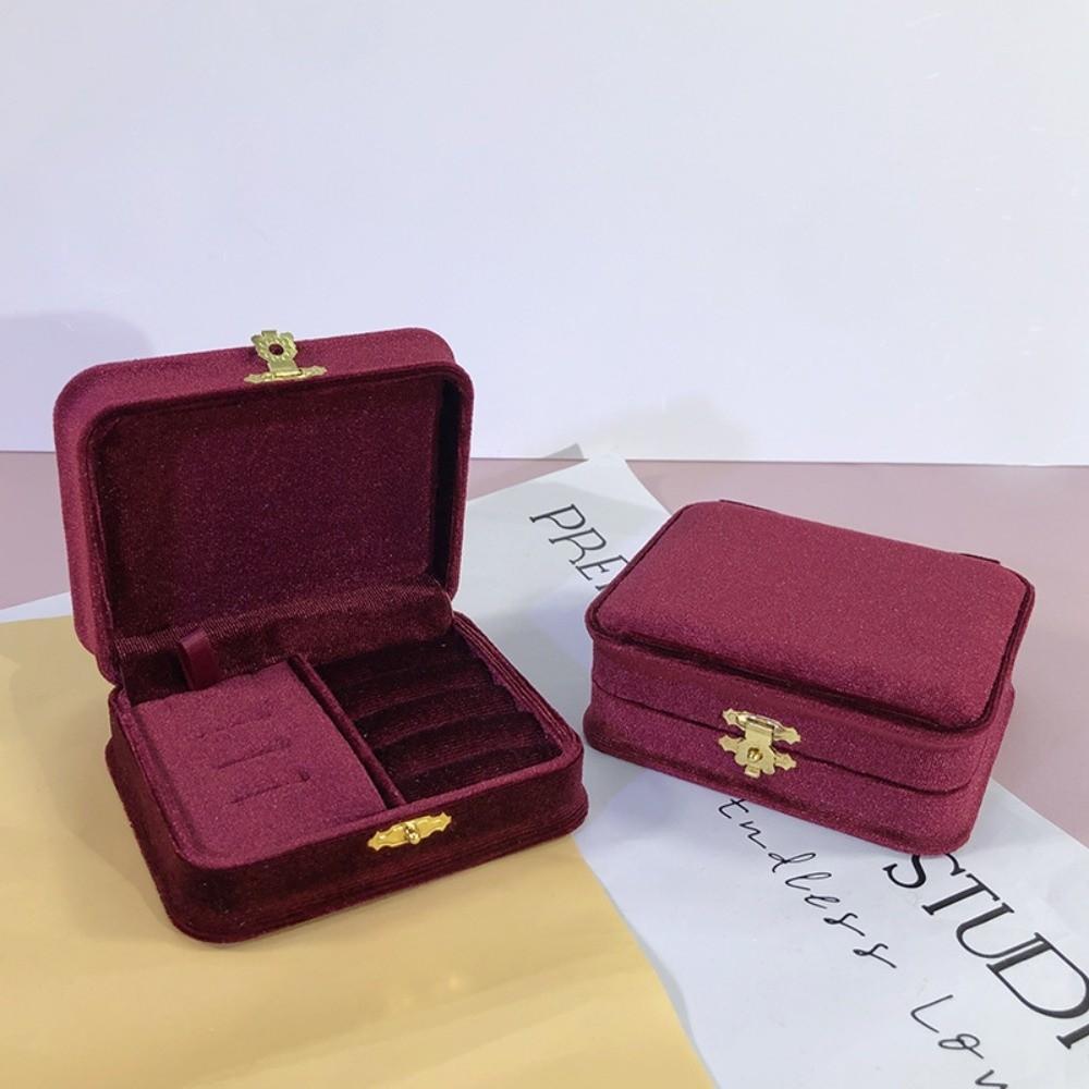 Sturdy Buckle Jewellery Organizer Velvet Flocking Necklace Storage Box Jewelry Storage темно-червоний колір
Sturdy Buckle Jewellery Organizer Velvet Flocking Necklace Storage Box Jewelry Storage темно-червоний колір