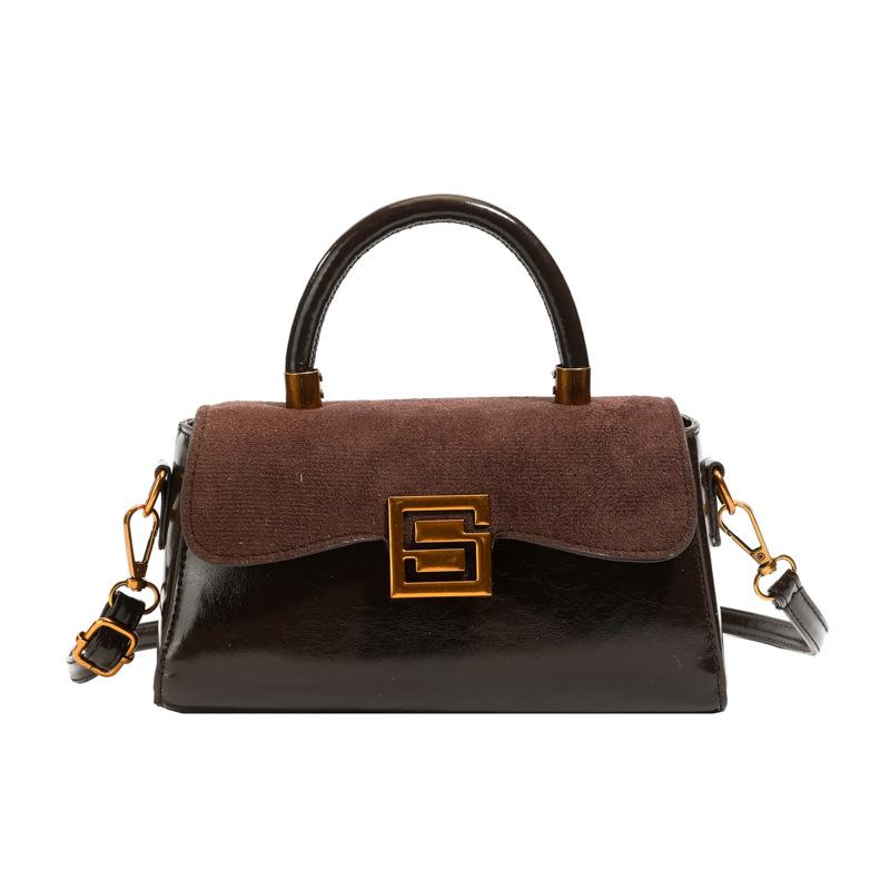 Fashion handbag women s winter new niche retro shoulder bag highend messenger small square bag
Fashion handbag women s winter new niche retro shoulder bag highend messenger small square bag