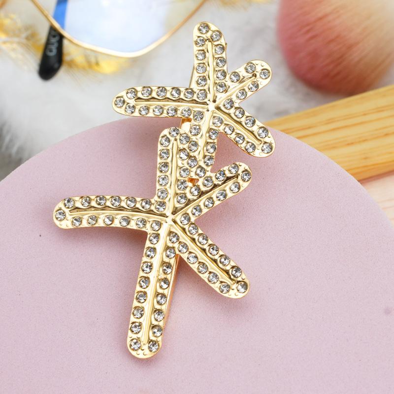 Hair Clip Trend Big Starfish Barrettes for Women Crystal Pearl Alligator Hairpin Headwear Fashion Accessories Zircon Girl Gift
Hair Clip Trend Big Starfish Barrettes for Women Crystal Pearl Alligator Hairpin Headwear Fashion Accessories Zircon Girl Gift