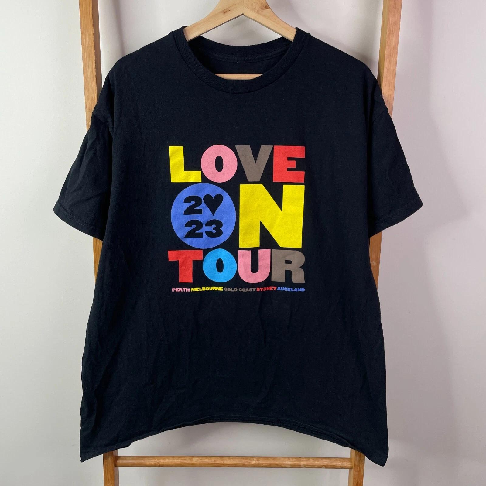Harry Styles Love On Tour 2023 Concert Shirt Mens Extra Large Black Graphic M
Harry Styles Love On Tour 2023 Concert Shirt Mens Extra Large Black Graphic M